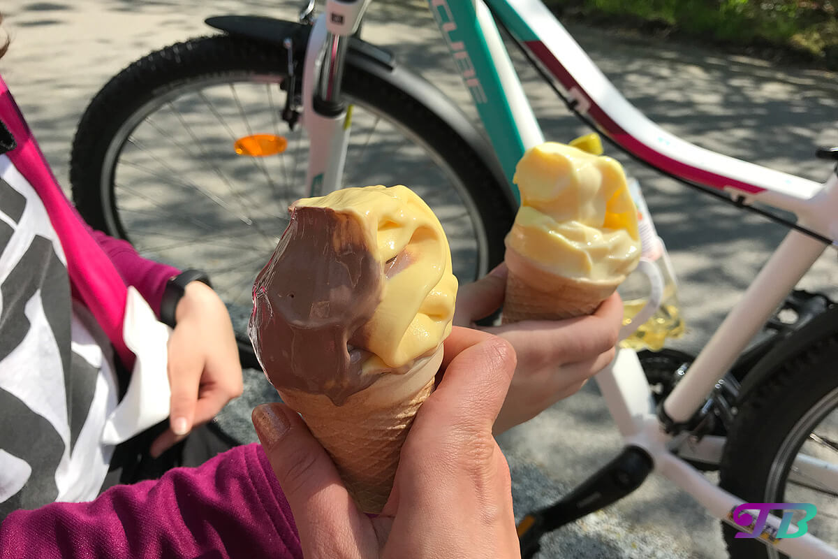 Fahrrad Tour Soft-Eis genießen Sonne