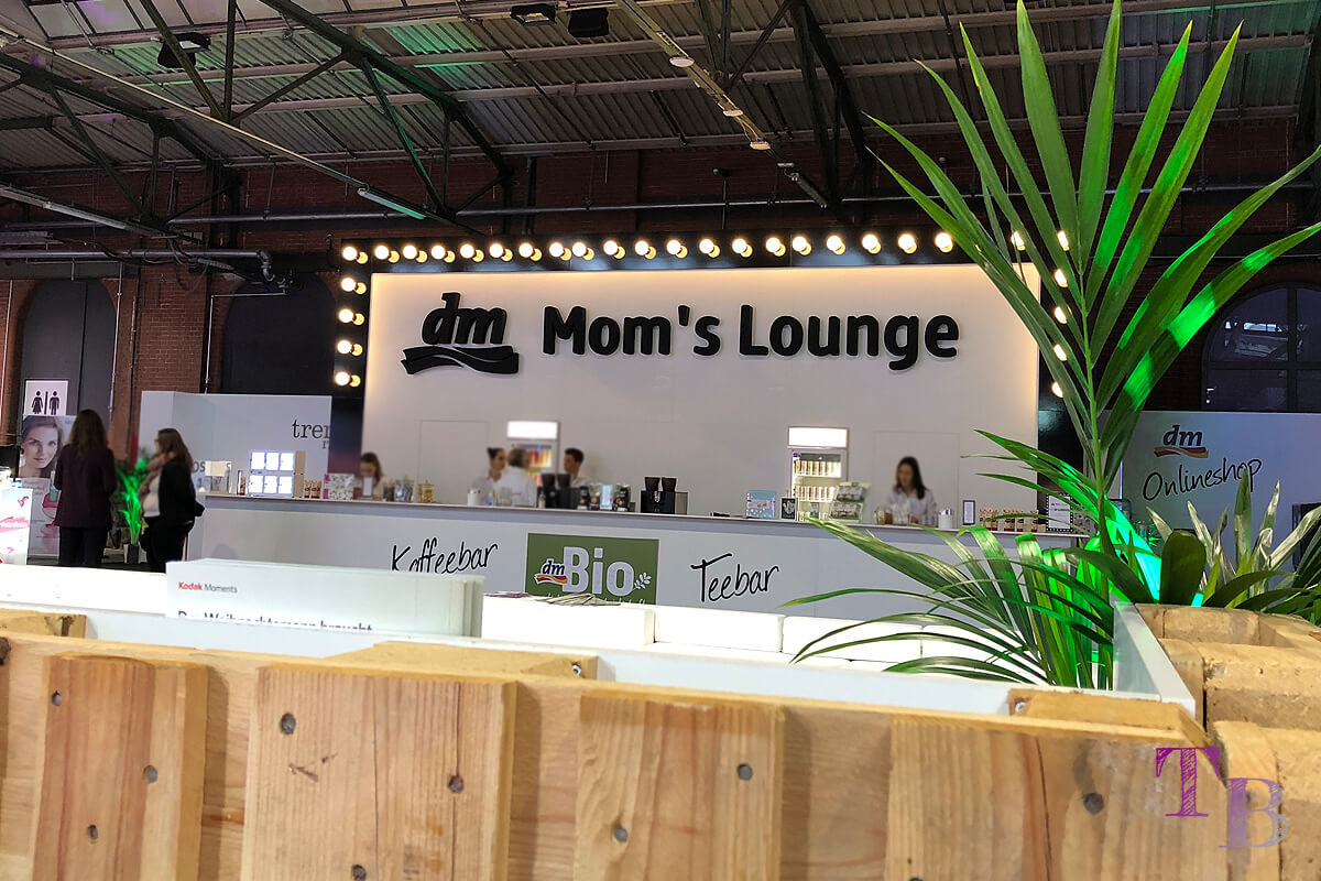 GLOW by dm Station Berlin 2018 MOm's Lounge