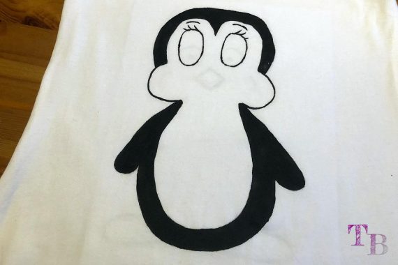 DIY Shirt Pinguin Motiv ausmalen Textilfarben