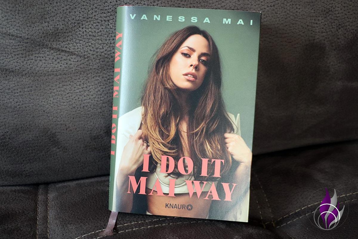 Buchrezension „I do it Mai Way“ – Biografie von Vanessa Mai<span class="sponsored_text"> Sponsored Post</span> 
