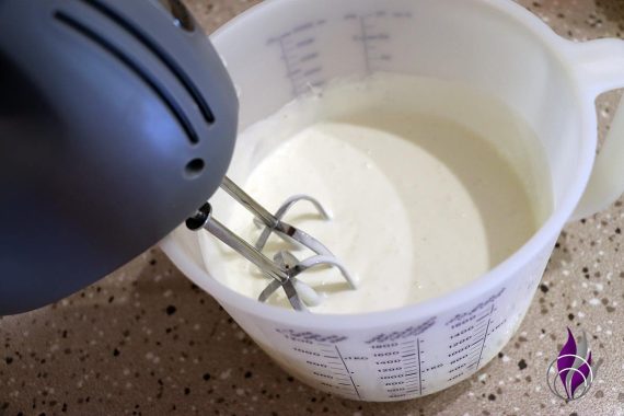 Kirsch-Banane-Joghurt-Eis DIY Sahne rühren funfamily