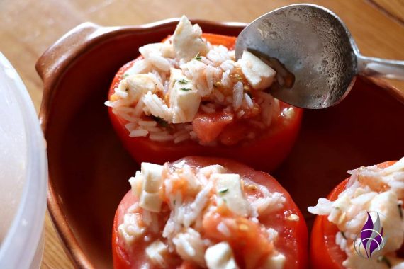Gefüllte Tomaten mit Reis füllen fun4family