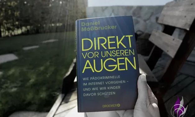 Daniel Moßbrucker „Direkt vor unseren Augen“ – Buchrezension