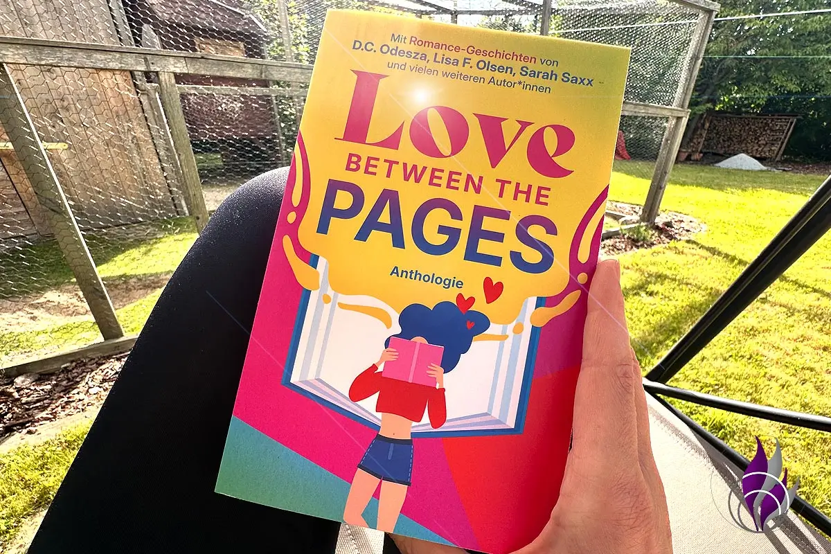 „Love between the Pages“ – Anthologie. 18 Romance-Geschichten – Buchrezension<span class="sponsored_text"> Sponsored Post</span> 